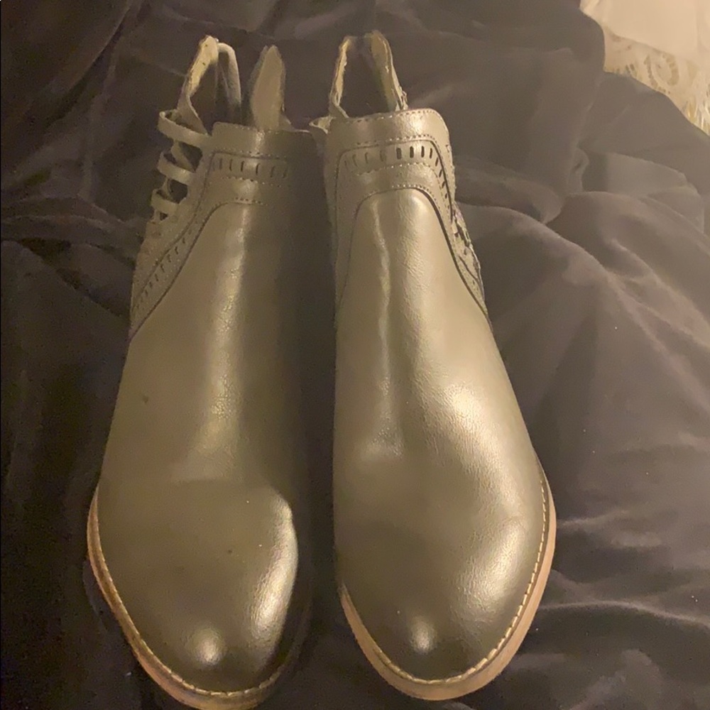 Olive Green Bootie/ intricate detail NWOT